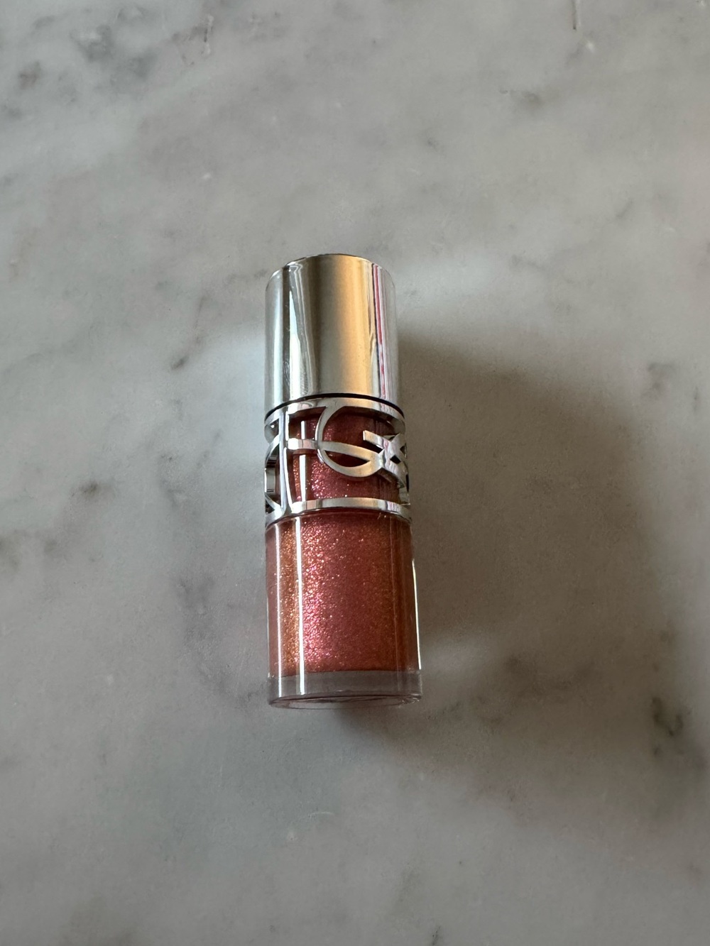 Yves Saint Laurent 
Loveshine Plumping Lip Oil Gloss with Hyaluronic Acid
